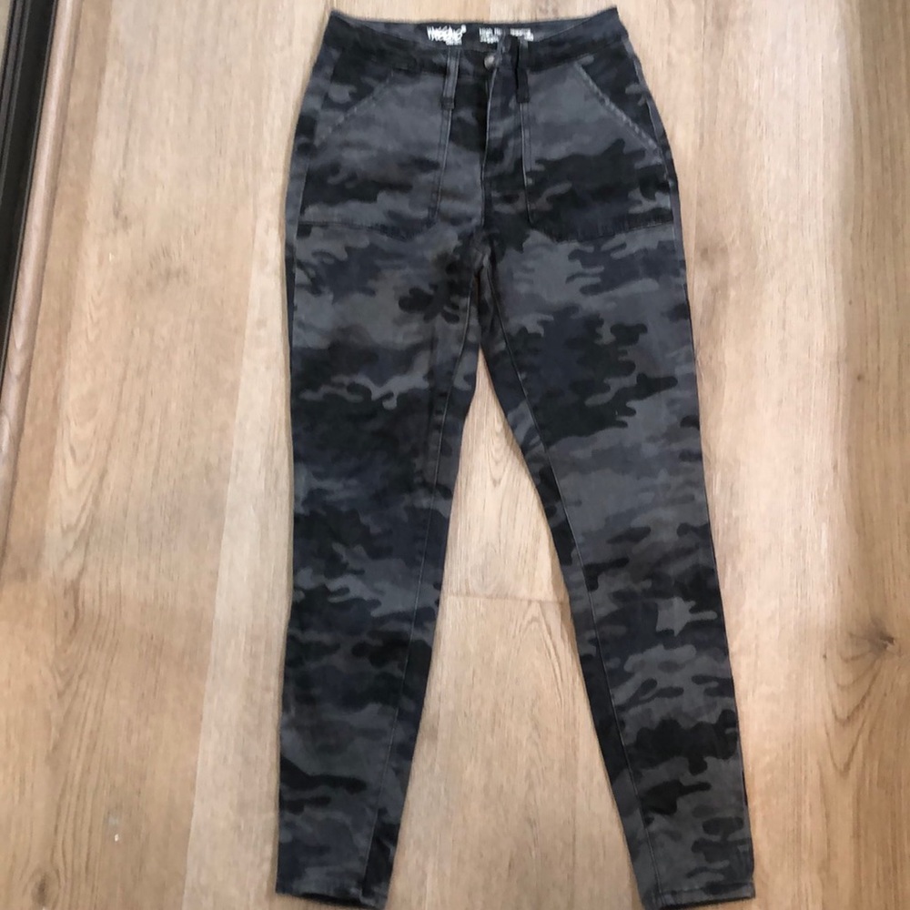 Target brand Camo High Rise Jeggings